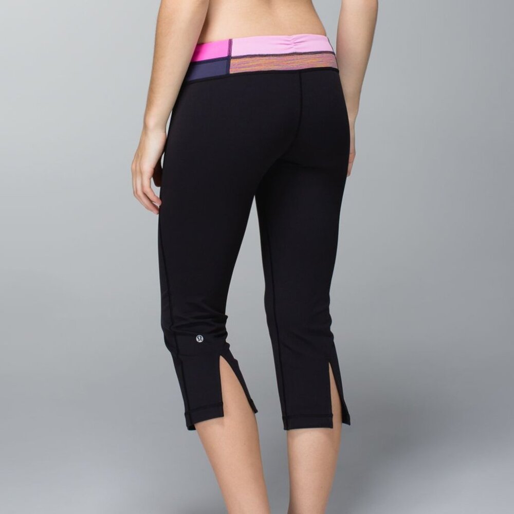 NWOT Lululemon Gather & Crow Crop *Full-On Luon (US 6)